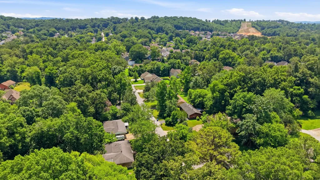 8319 Oak Drive Chattanooga TN 37421