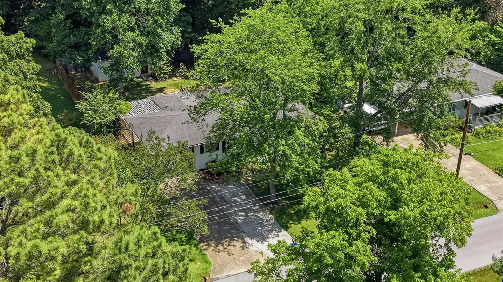 8319 Oak Drive Chattanooga TN 37421
