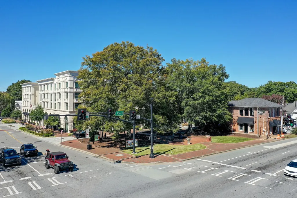 2627 Vintage Drive Alpharetta GA 30009