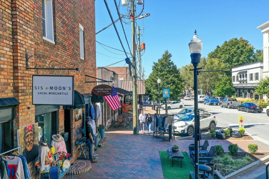2627 Vintage Drive Alpharetta GA 30009