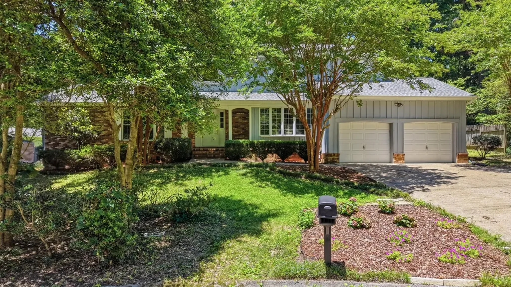 Signal Mountain TN, 1102 Montvale Circle