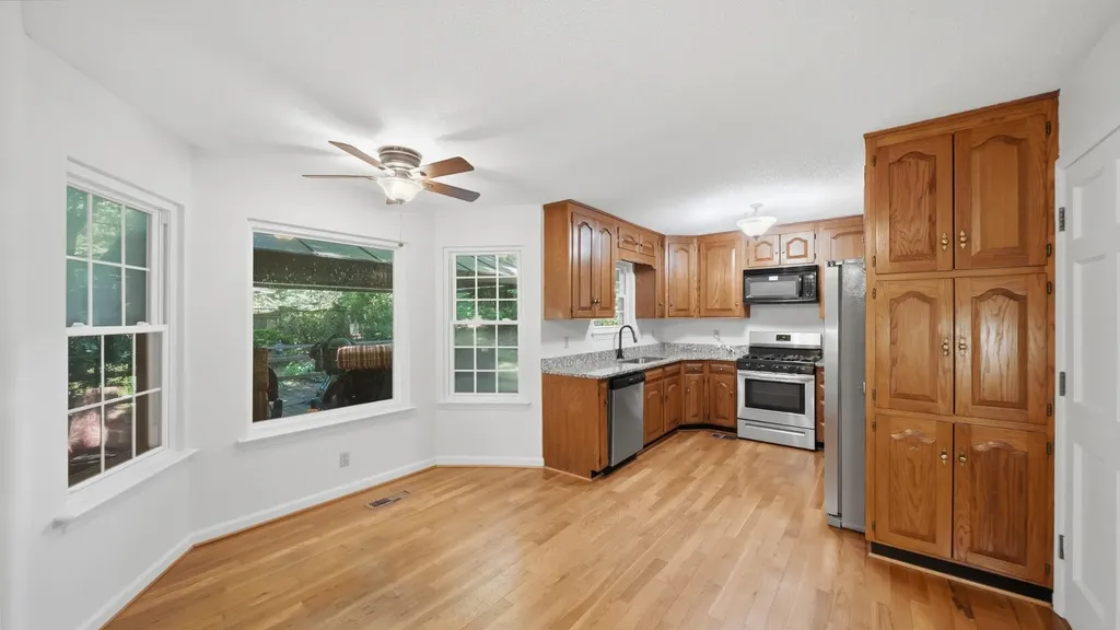 1102 Montvale Circle Signal Mountain TN 37377