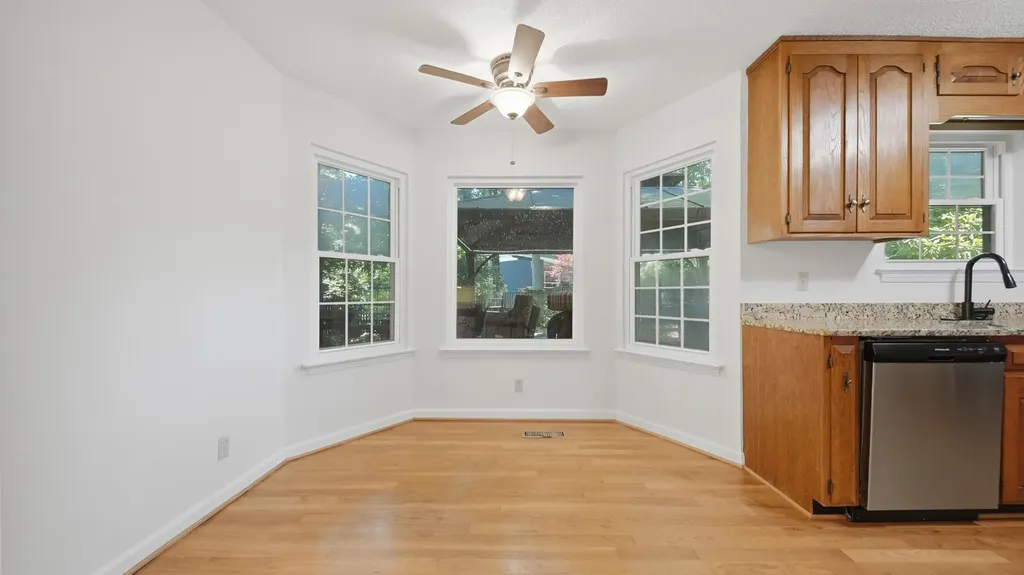 1102 Montvale Circle Signal Mountain TN 37377