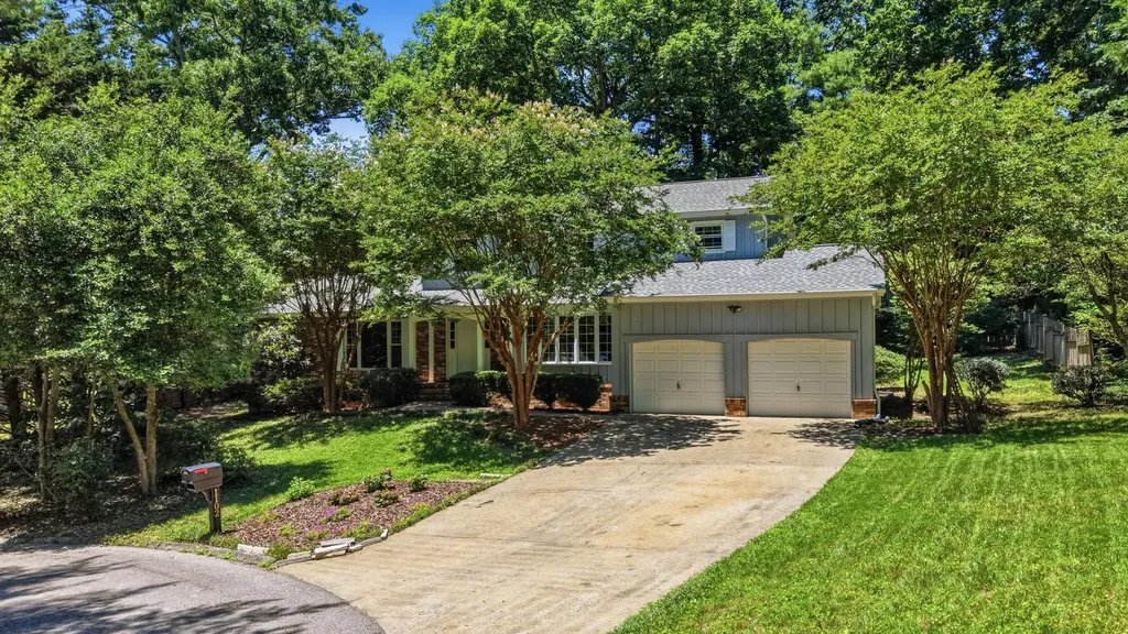 1102 Montvale Circle Signal Mountain TN 37377