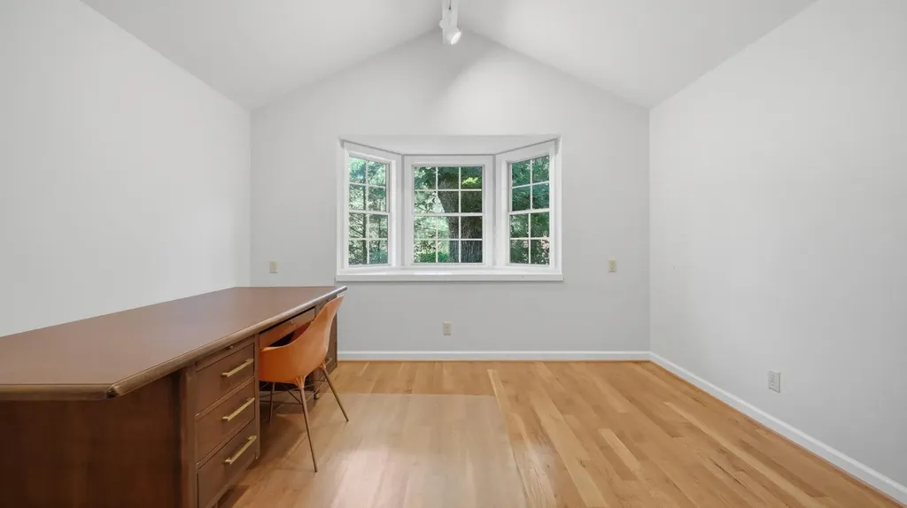 1102 Montvale Circle Signal Mountain TN 37377