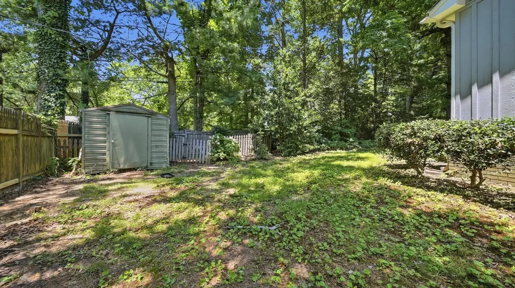 1102 Montvale Circle Signal Mountain TN 37377