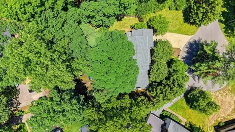1102 Montvale Circle Signal Mountain TN 37377