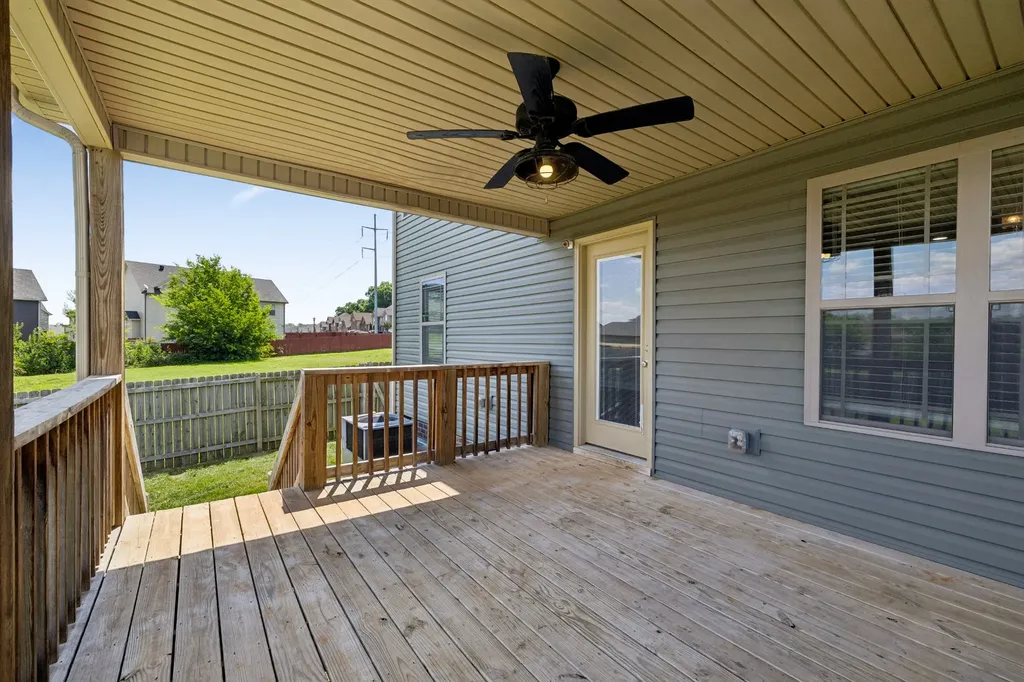 1037 Harrison Way Clarksville TN 37042