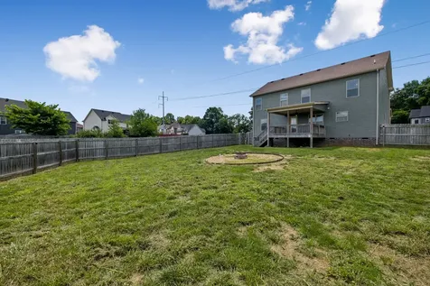 1037 Harrison Way Clarksville TN 37042