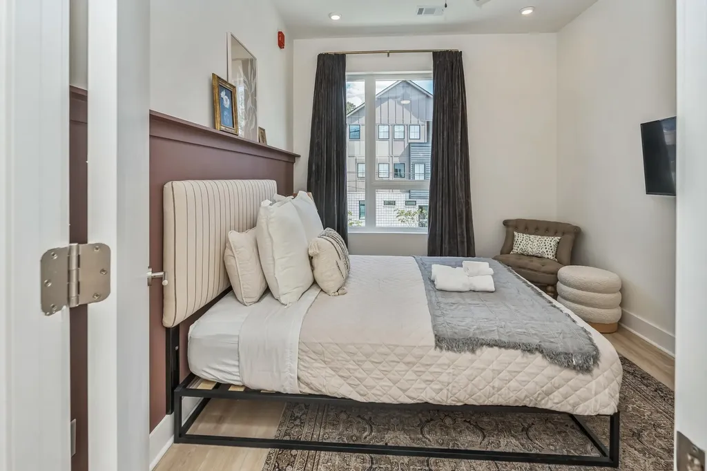 1310 Lischey Avenue Nashville TN 37207