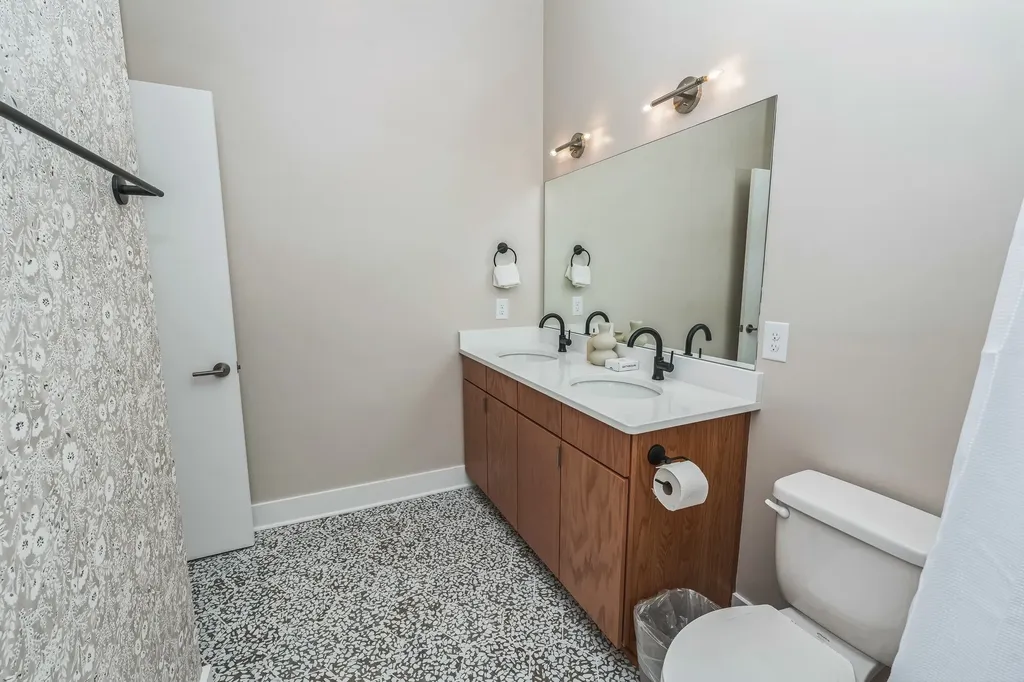 1310 Lischey Avenue Nashville TN 37207
