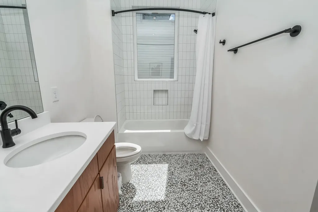 1310 Lischey Avenue Nashville TN 37207