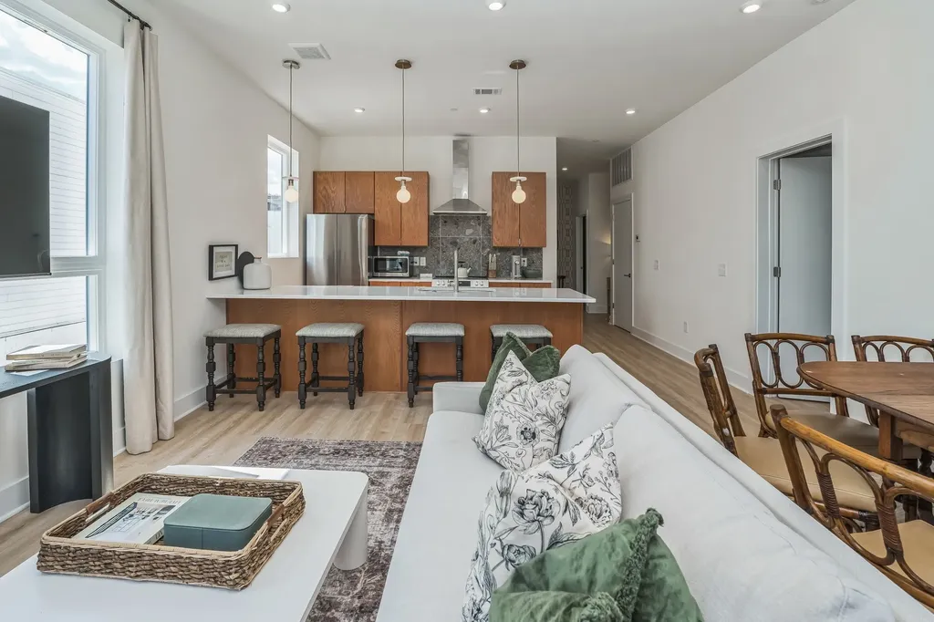 1310 Lischey Avenue Nashville TN 37207