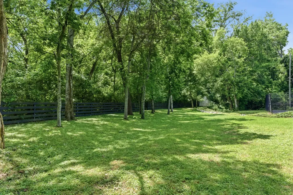 2419 Valley Brook Road Nashville TN 37215