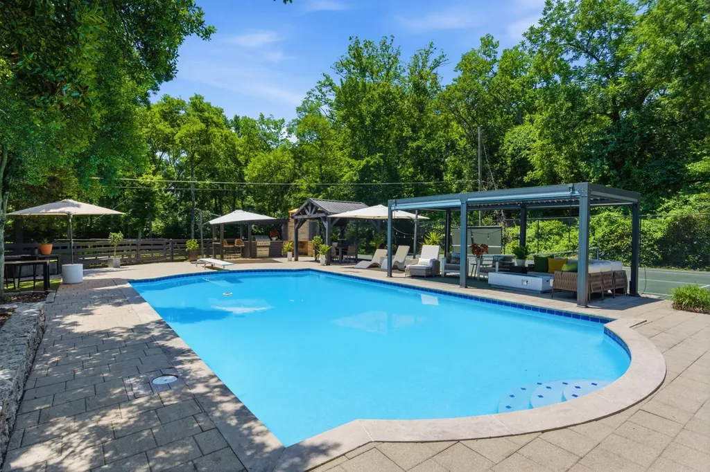 2419 Valley Brook Road Nashville TN 37215