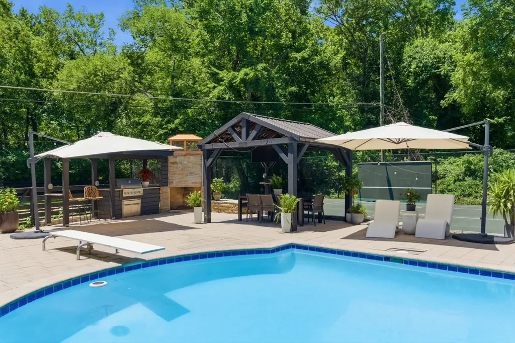 2419 Valley Brook Road Nashville TN 37215