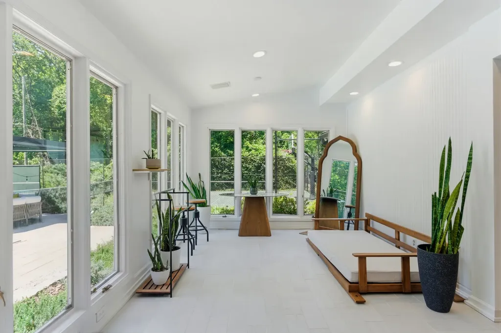2419 Valley Brook Road Nashville TN 37215