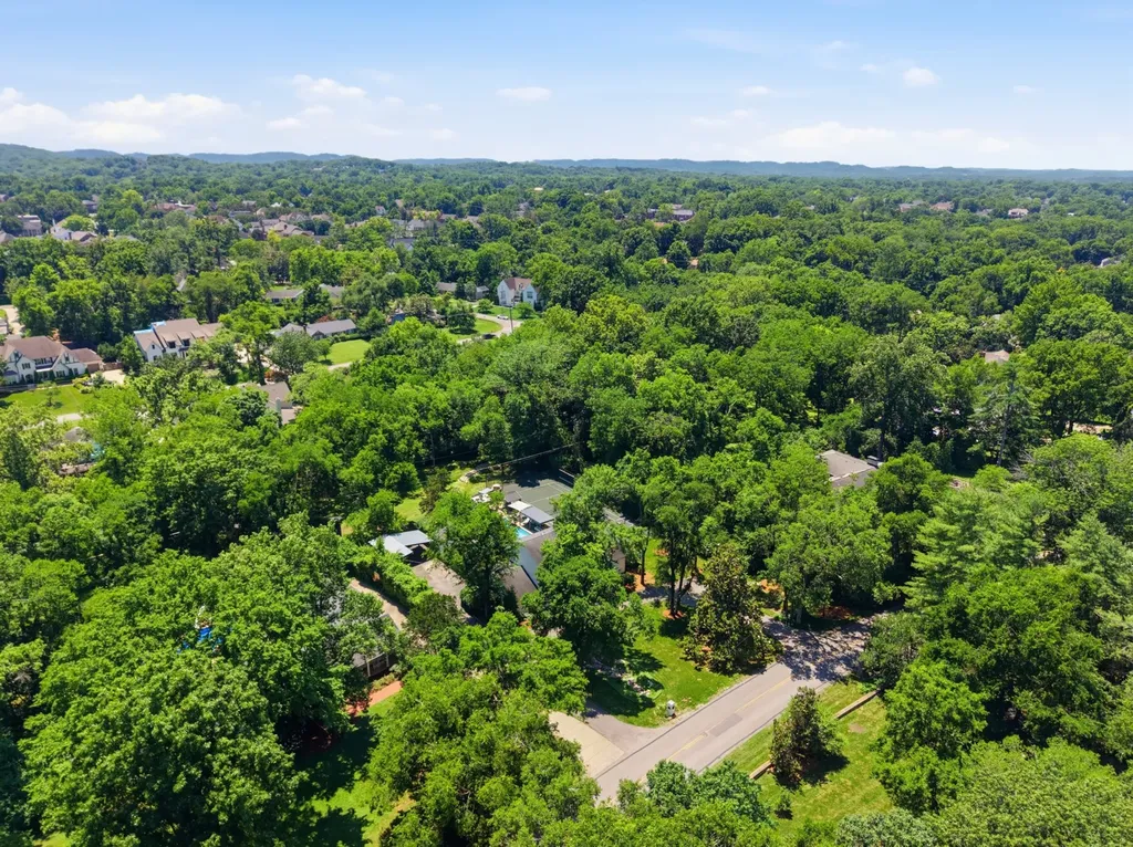 2419 Valley Brook Road Nashville TN 37215