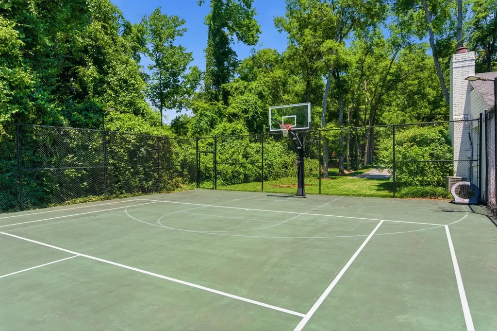 2419 Valley Brook Road Nashville TN 37215