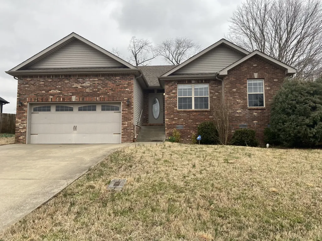 2481 Andersonville Drive Clarksville TN 37042