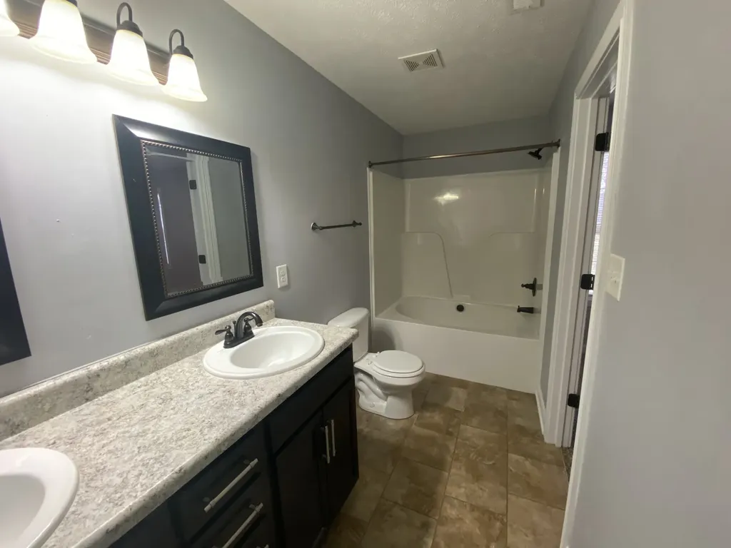 2481 Andersonville Drive Clarksville TN 37042