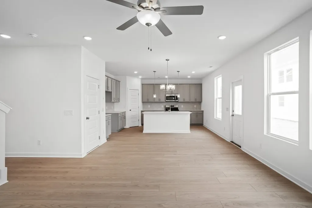 2155 Netterfield Drive White House TN 37188