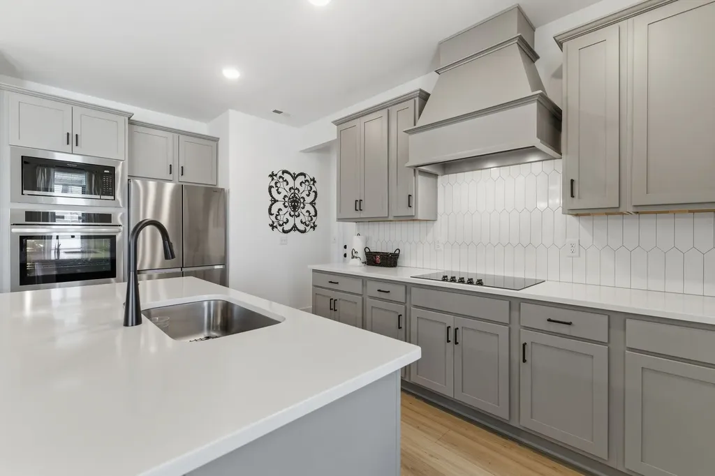 2332 Sachi Court Murfreesboro TN 37128