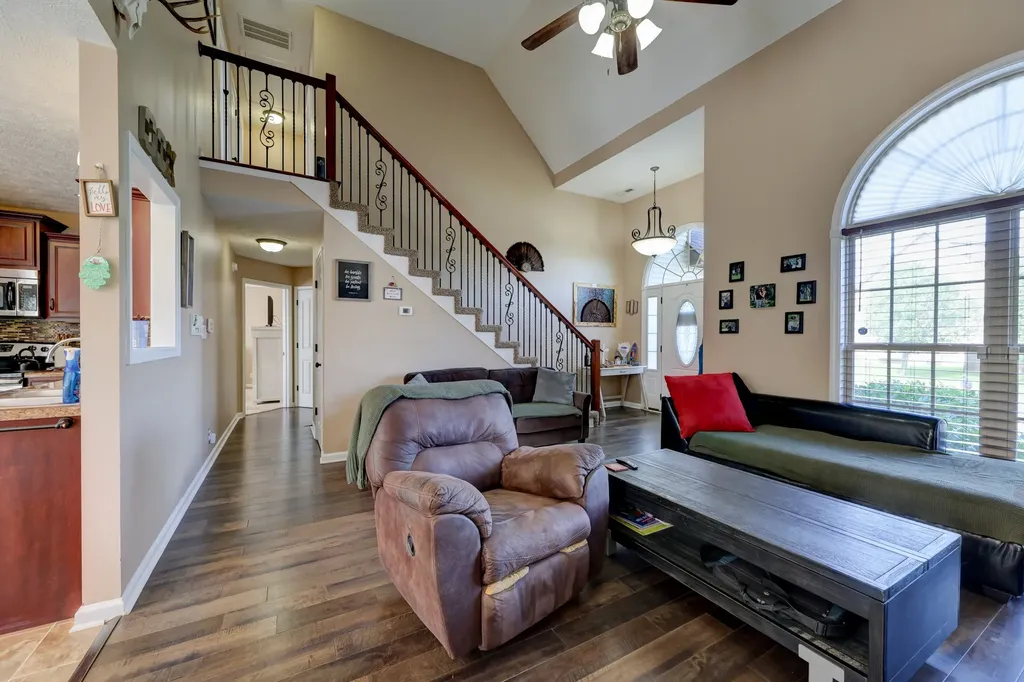 3747 Fox Hole Drive Clarksville TN 37040