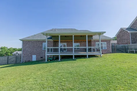 122 Buckhaven Drive Hendersonville TN 37075
