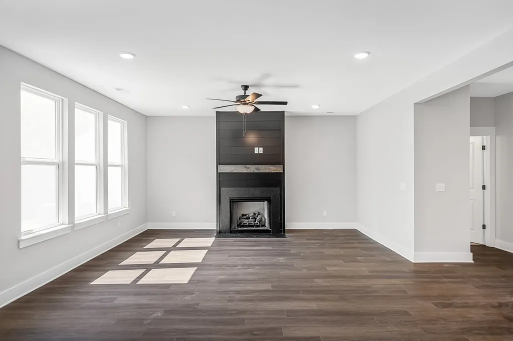 2655 Netterfield Drive White House TN 37188