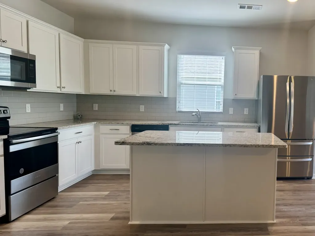 4448 Jack Faulk Street Murfreesboro TN 37127