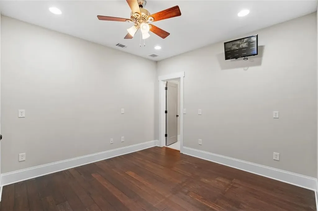2736 Pangborn Road Decatur GA 30033