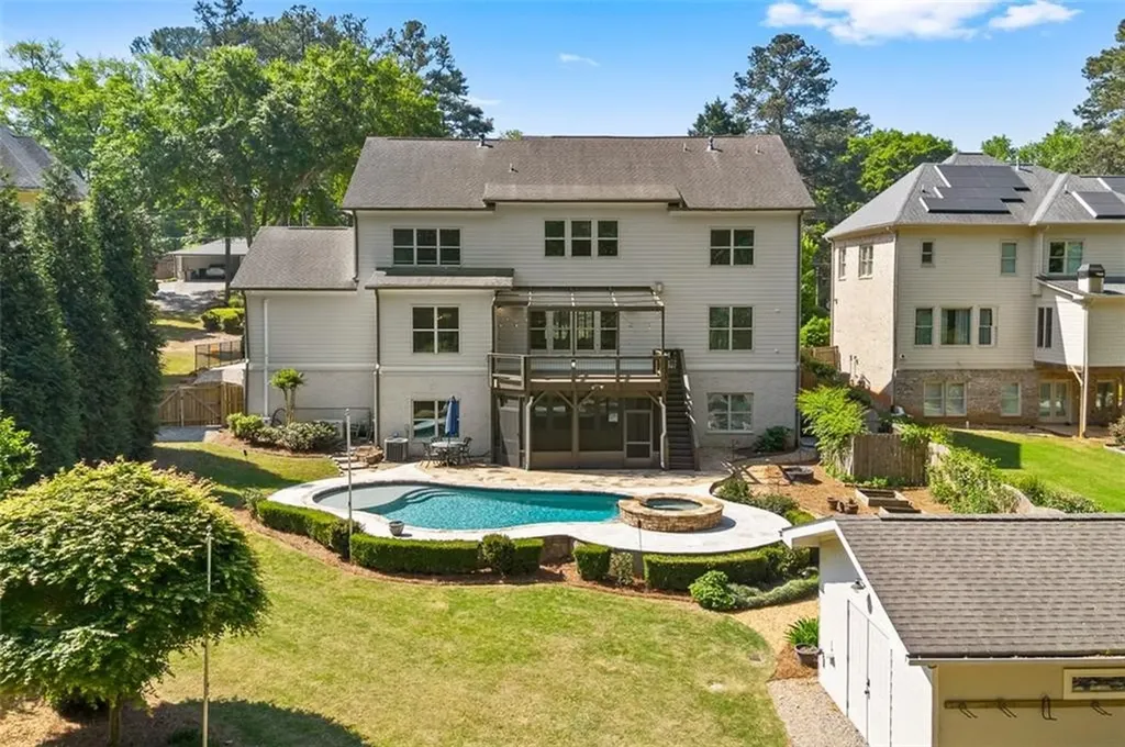 2736 Pangborn Road Decatur GA 30033