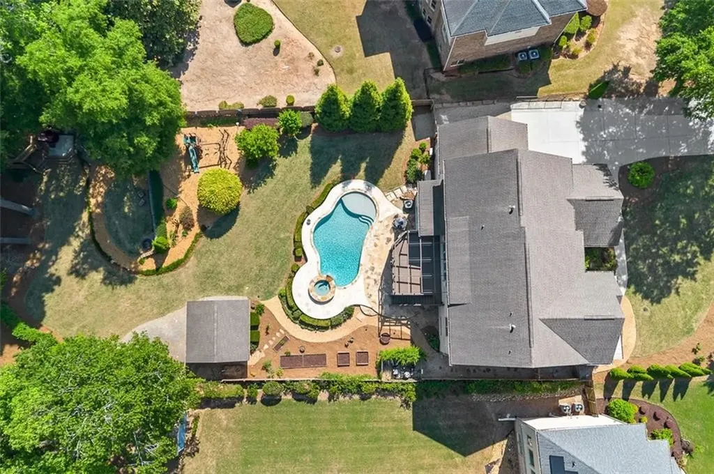 2736 Pangborn Road Decatur GA 30033