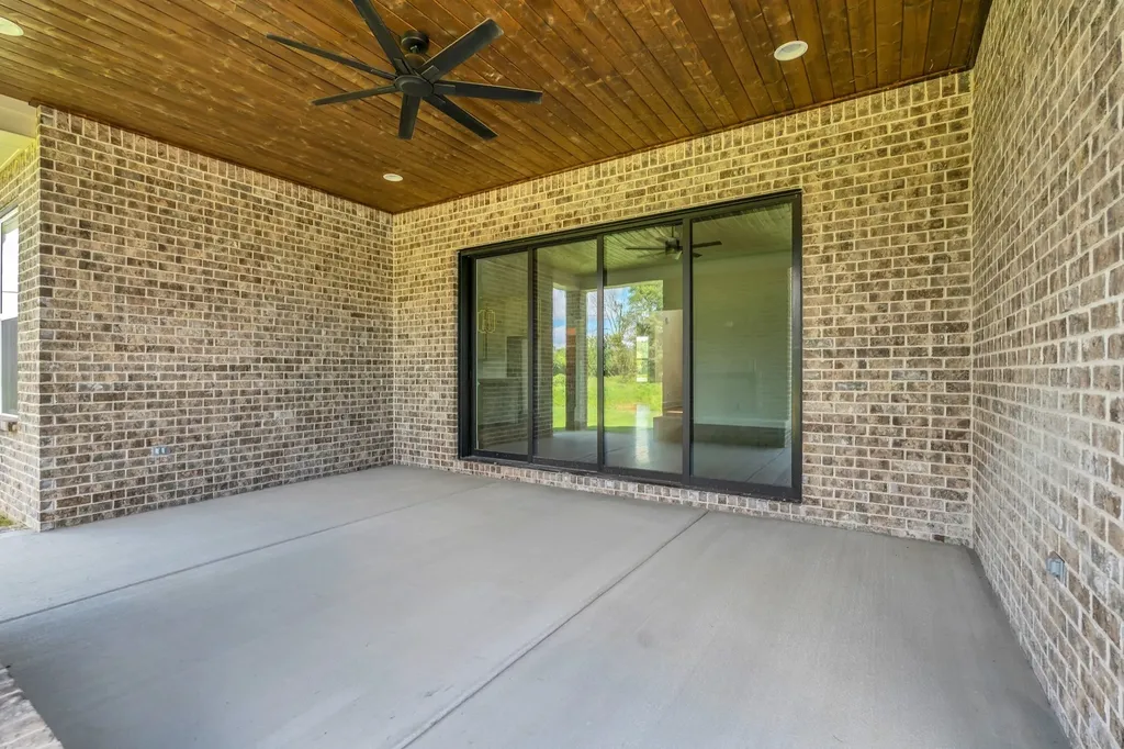 7106 Denton Drive Christiana TN 37037