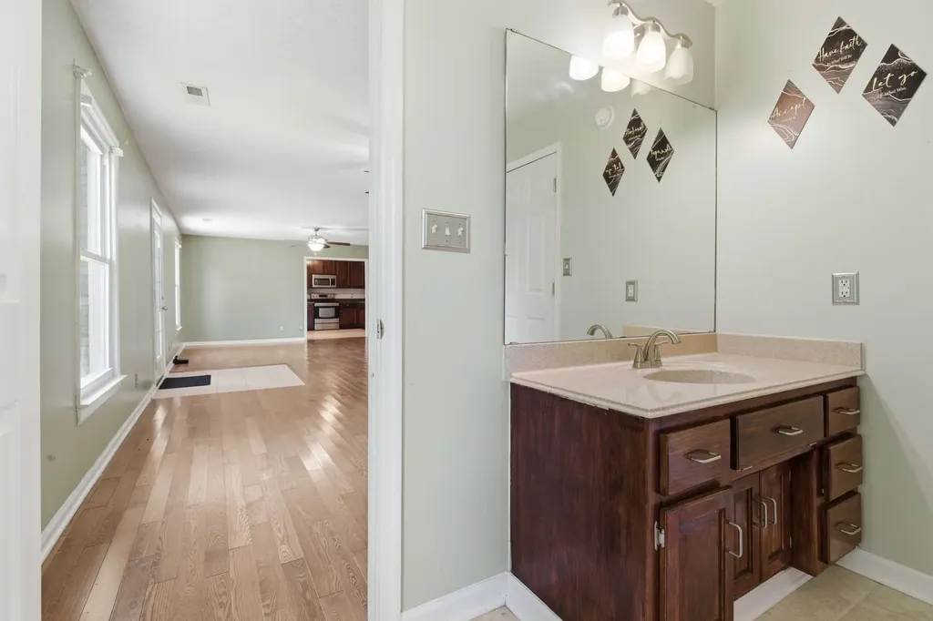555 Randall Hitchcock Road Rock Island TN 38581