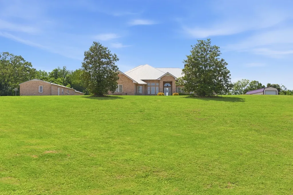 555 Randall Hitchcock Road Rock Island TN 38581