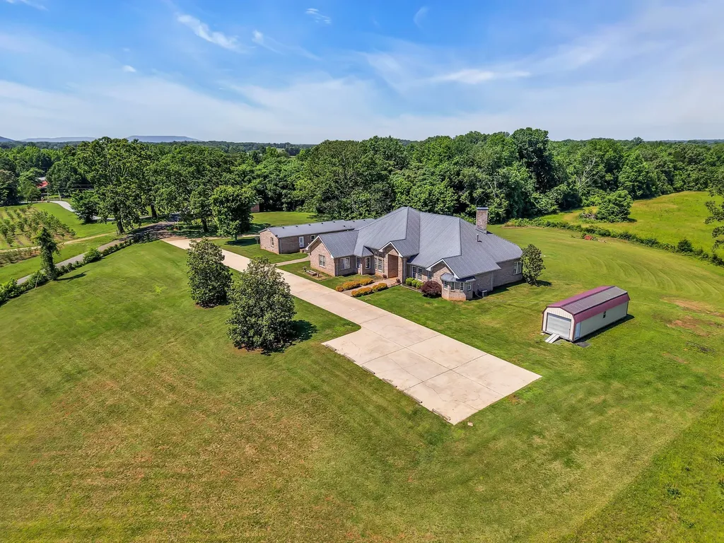 555 Randall Hitchcock Road Rock Island TN 38581