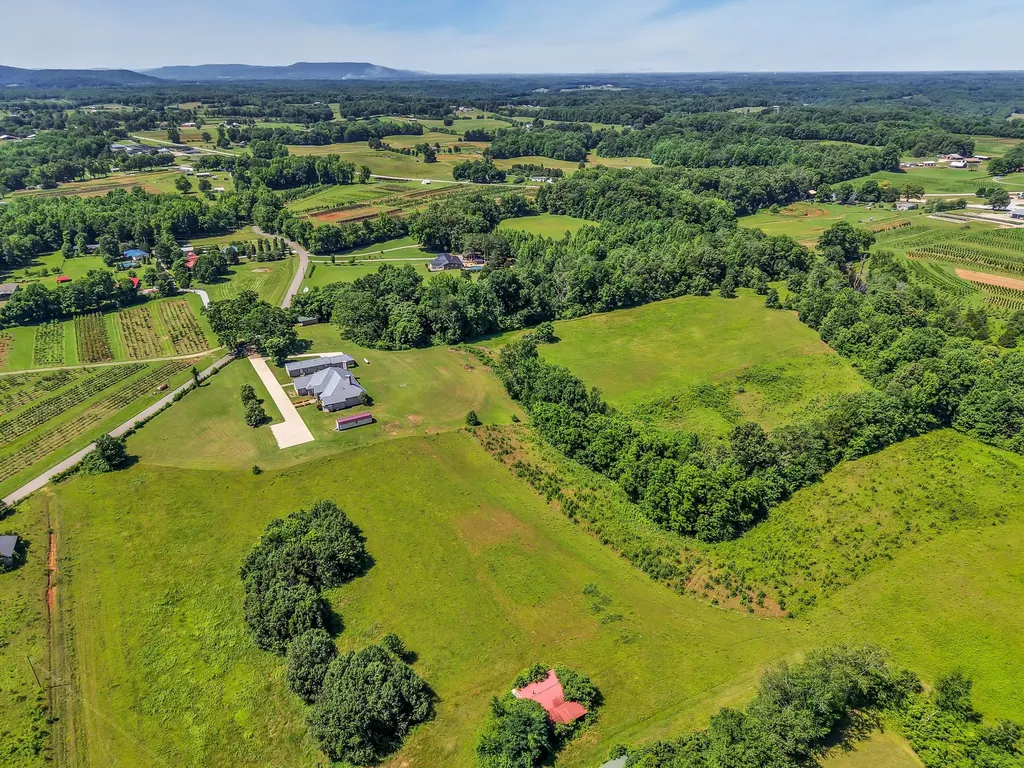 555 Randall Hitchcock Road Rock Island TN 38581