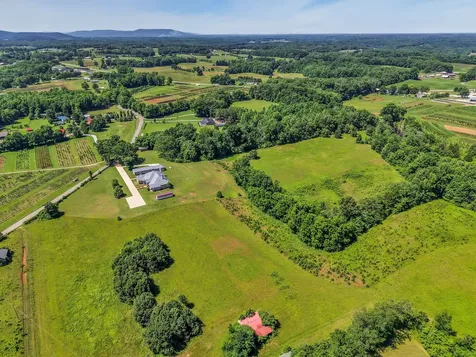 555 Randall Hitchcock Road Rock Island TN 38581