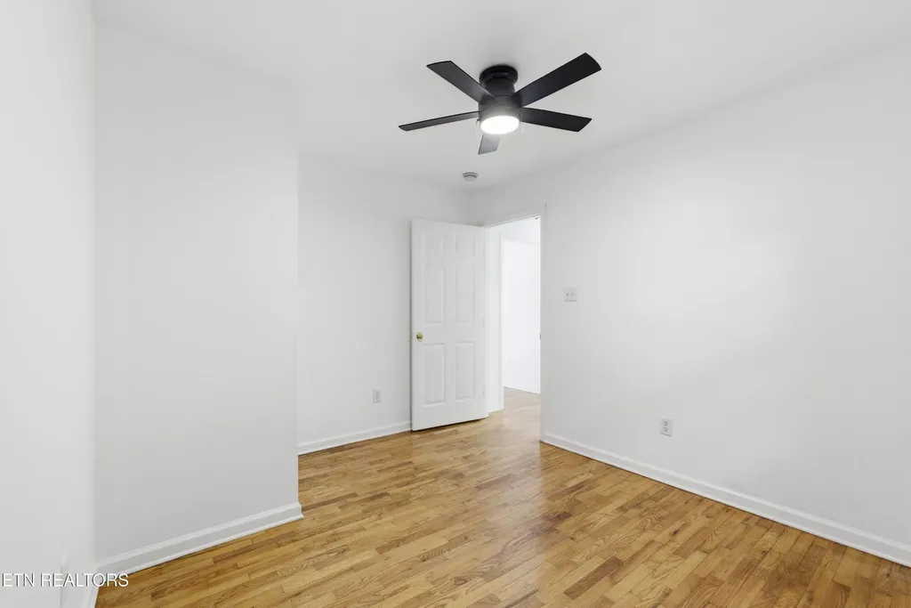 212 Sunset Drive Harriman TN 37748