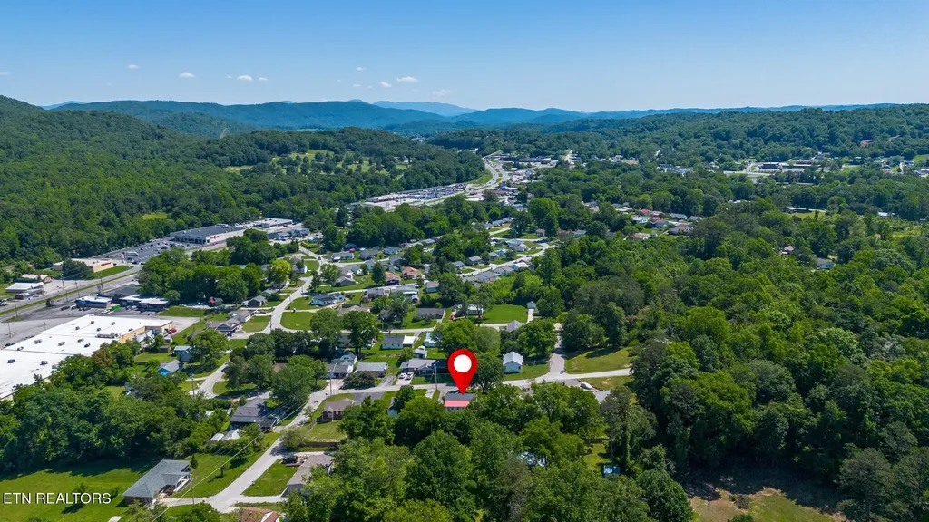 212 Sunset Drive Harriman TN 37748