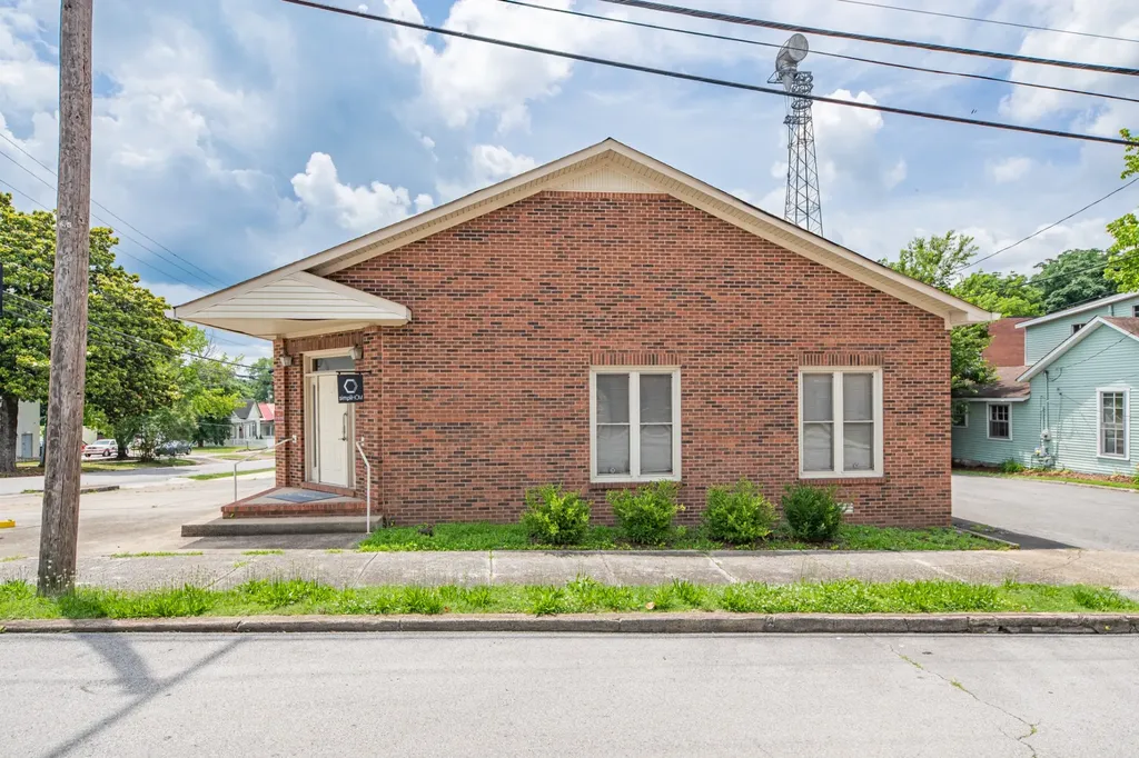 902 S High Street Columbia TN 38401