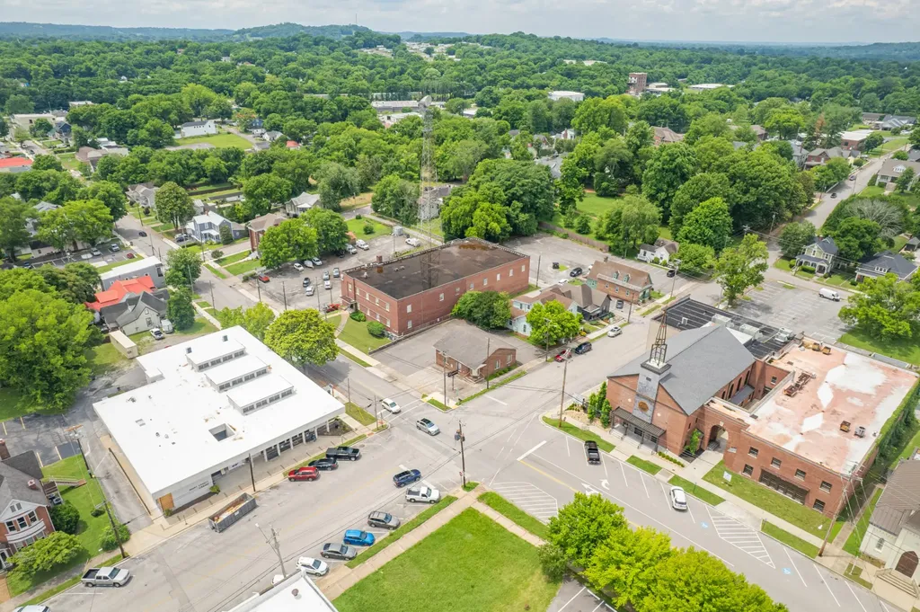 902 S High Street Columbia TN 38401