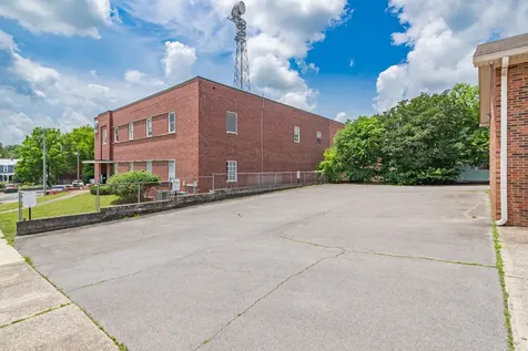 902 S High Street Columbia TN 38401