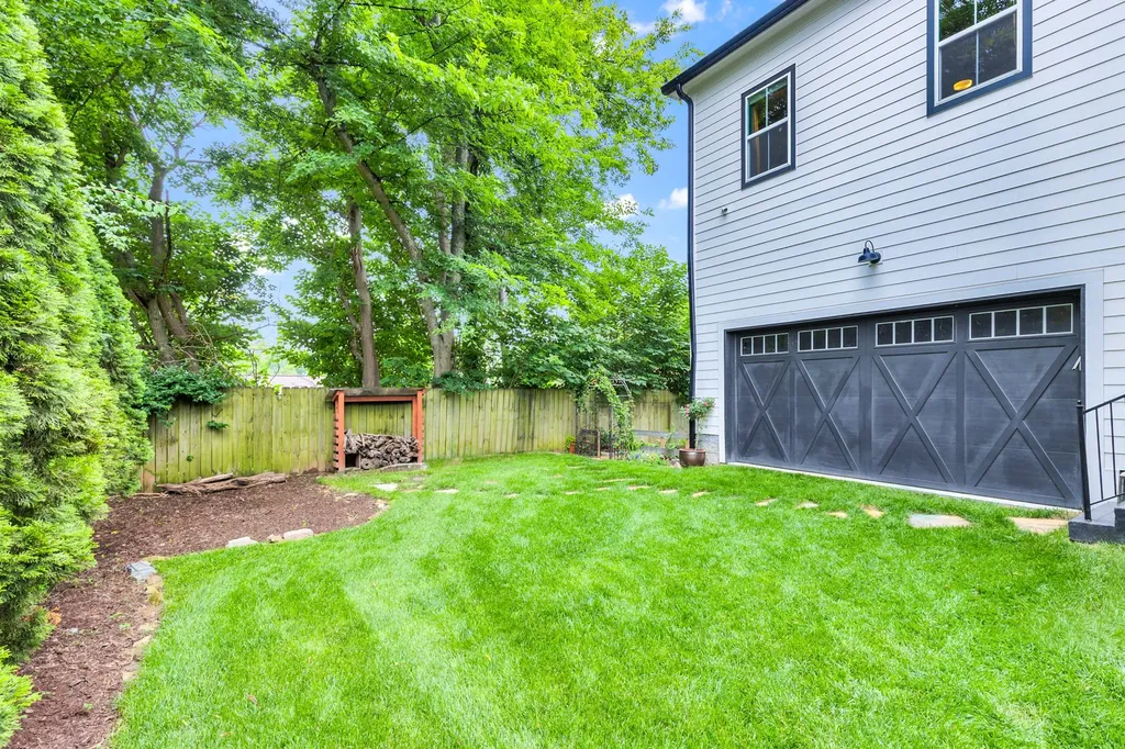 704 W End Circle Franklin TN 37064