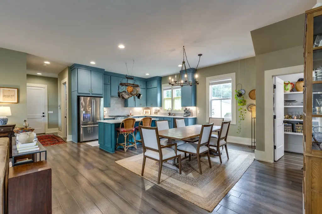 704 W End Circle Franklin TN 37064