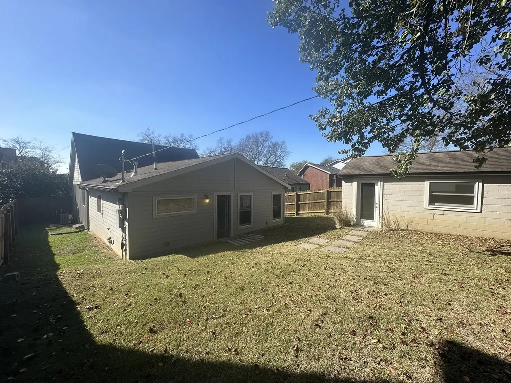 1067 Zophi Street Nashville TN 37216