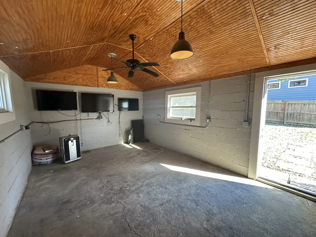 1067 Zophi Street Nashville TN 37216