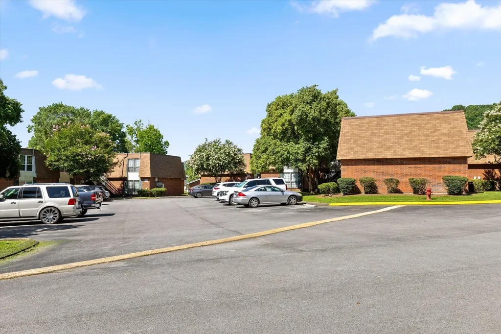 900 Mountain Creek Road Chattanooga TN 37405